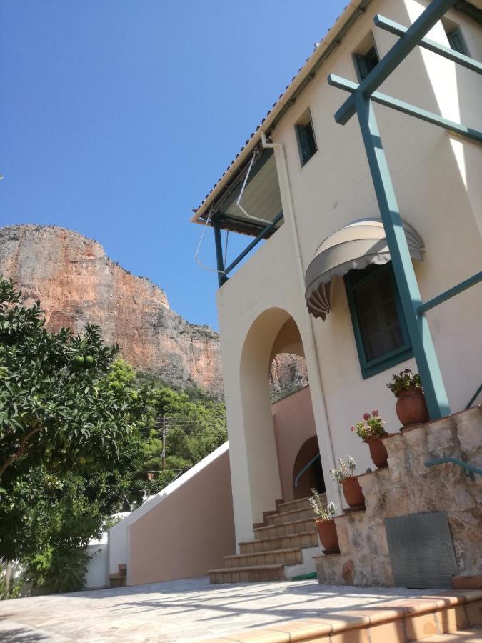 The Valkyries 2 Apartment Leonídion Exterior photo